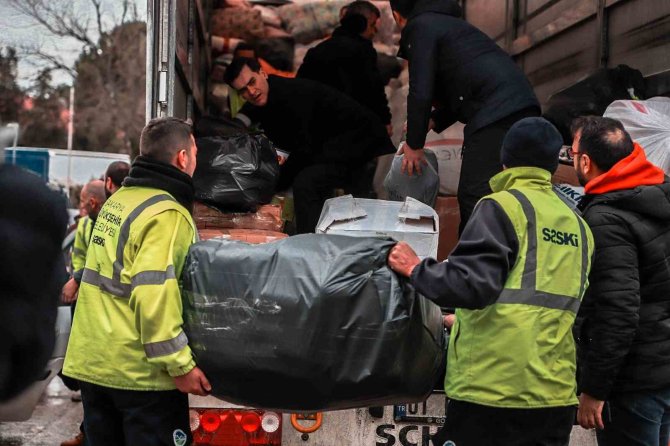 Sakarya Büyükşehir’in Yardımları Binlere Ulaştı
