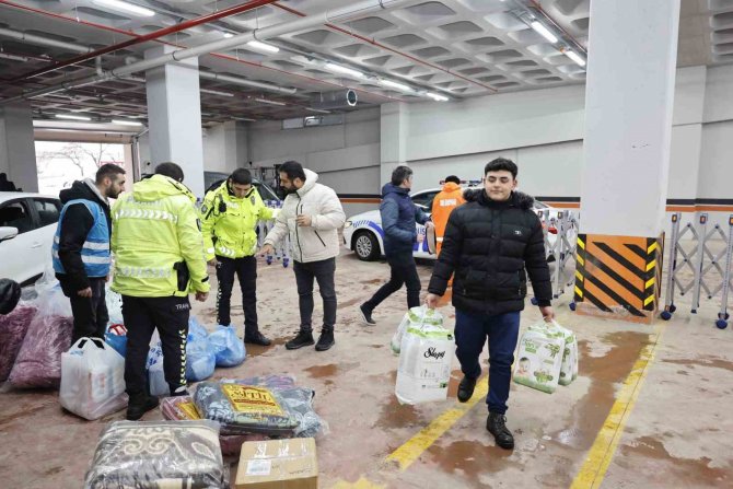 Sultangazi’den Deprem Bölgesine Yardım Eli