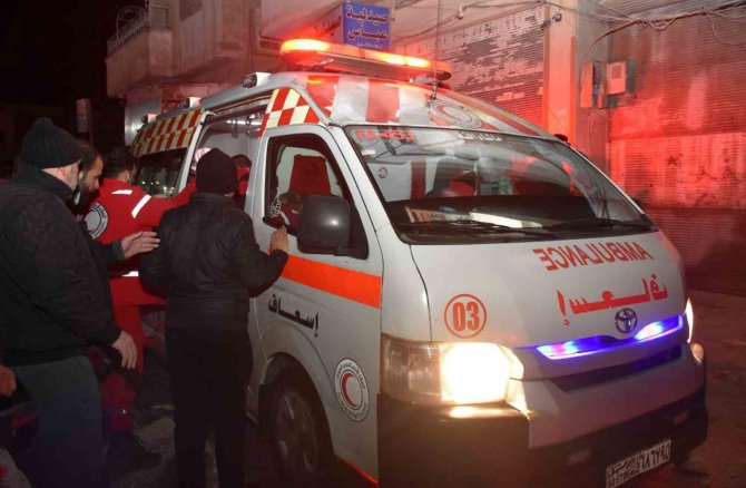 Suriye Sağlık Bakanlığı: "Depremde 326 Kişi Hayatını Kaybetti, Bin 42 Kişi Yaralandı"