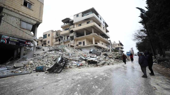 Suriye Sağlık Bakanlığı: "Depremde 430 Kişi Hayatını Kaybetti, Bin 315 Kişi Yaralandı"