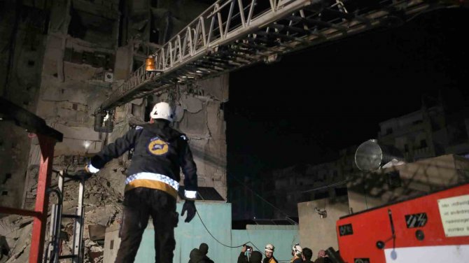 Suriye’de Depremdeki Can Kaybı 570’e Yükseldi