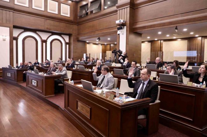 Büyükçekmece Belediye Başkanı Akgün ”10 Kenti Kapsayan Böyle Bir Deprem Görülmedi”