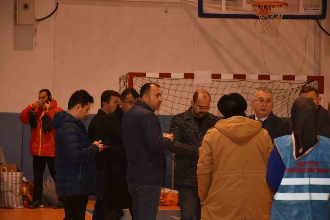 Tosya Belediyesi, Deprem Bölgesine Yardım İçin Seferber Oldu