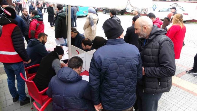 Rize’de Deprem Bölgeleri İçin Kan Seferberliği