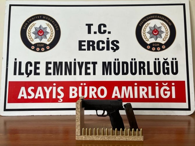 Van’da Değişik Suçlardan 26 Kişi Tutuklandı