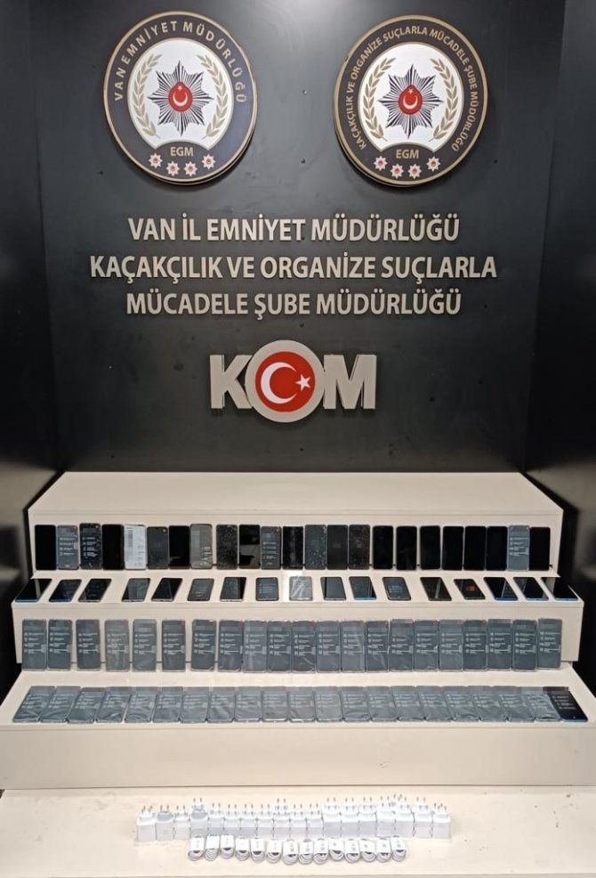 Van’da Gümrük Kaçakçılığı Operasyonları