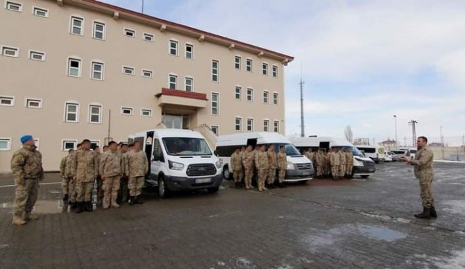 Vanlı Güvenlik Korucuları Deprem Bölgesine Sevk Edildi