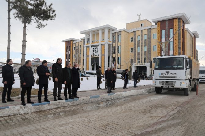 Tuşba Belediyesinden Deprem Bölgesine Yardım Eli
