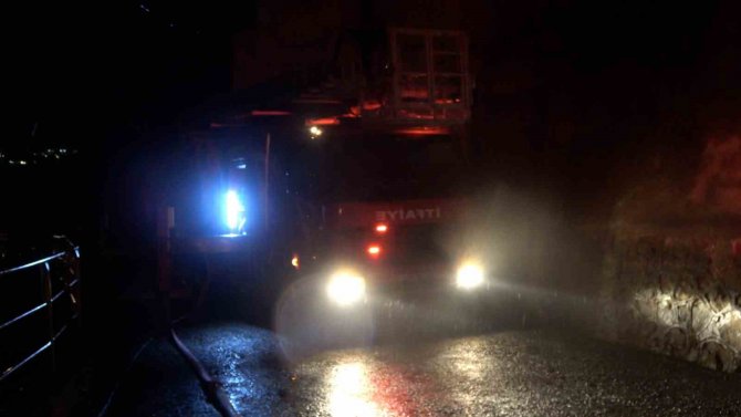 Ereğli’de Bir Ev Alevlere Teslim Oldu