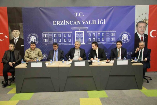 Afet Bölgesi İçin Erzincan’da Yürütülen Yardım Toplama Faaliyetlerine Yönelik Toplantı Düzenlendi