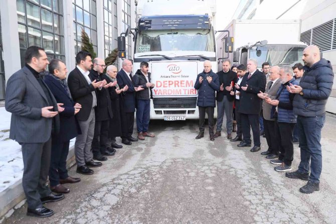 Ato’nun Deprem İçin Oluşturduğu Yardım Tırları Yola Çıktı