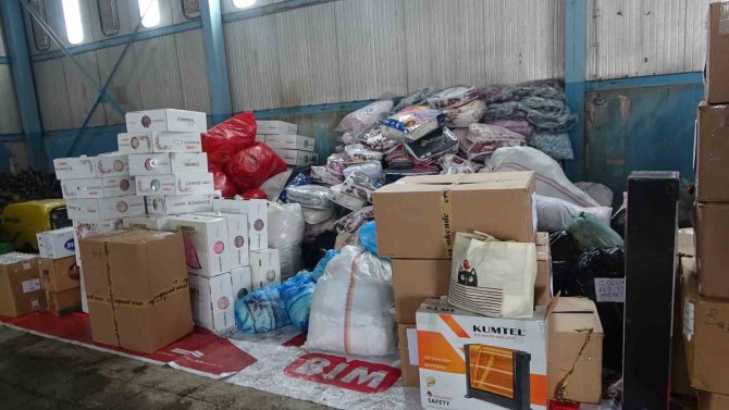 Bitlis’ten Depremzedelere Yardım Eli