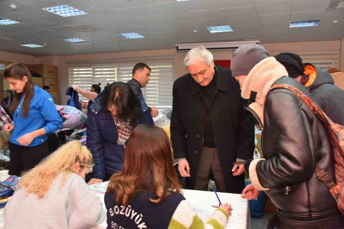 Bozüyük Belediyesi’nden Depremzedeler İçin Yardım Kampanyası