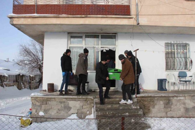 Karaman’da Sobadan Sızan Gazdan Karı-koca Hayatını Kaybetti
