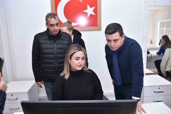 Ki̇m’e Depremzedeler İçin Binlerce Başvuru