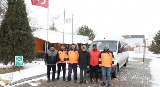 Dpü-akuk Deprem Bölgesi Yolunda
