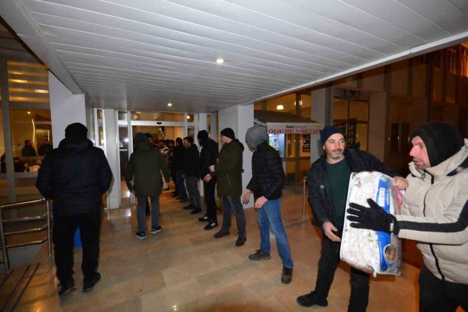 Gediz’den Yardım Tırları Ve Mobil Tarhana Aracı Yola Çıktı