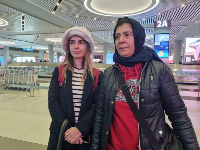 İ̇stanbul’a Dönüş Yapan Depremzedeler Yaşadıklarını Anlattı