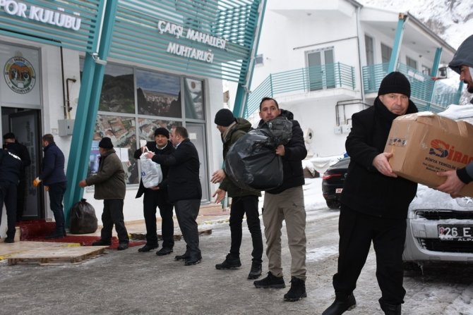 İ̇nönü Depremzedeler İçin Seferber Oldu