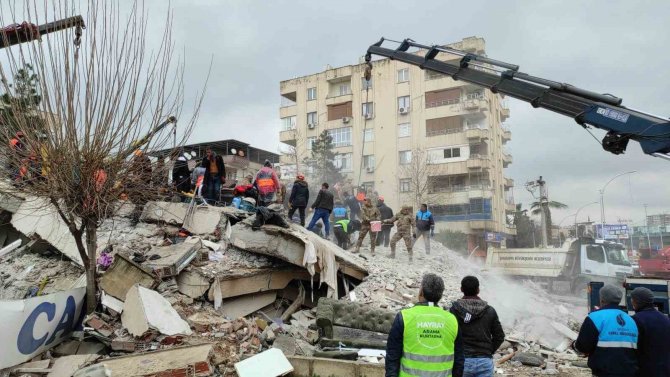 Şanlıurfa’da Arama Kurtarma Çalışmaları Sürüyor