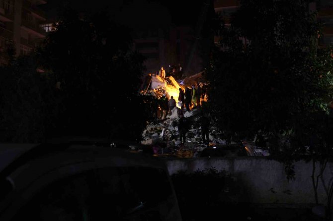 Kahramanmaraş Merkezli Olarak Gerçekleşen Deprem Neticesinde Adana’da 109 Kişi Hayatını Kaybetti, 1500 Kişinin İse Yaralı Olduğu Öğrenildi.