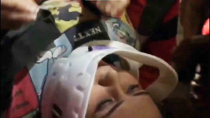Depremden 24 Saat Sonra Muğla İtfaiyesi Kurtardı