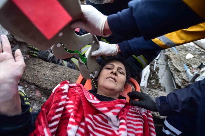 Elbistan’da Bir Kişi Daha Enkaz Altından Kurtarıldı