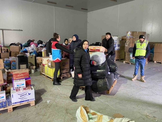 Bartın Halkı Depremzedeler İçin Seferber Oldu