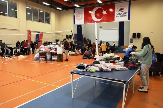 Ağrı Gençlik Merkezi’nden Yardım Kampanyası