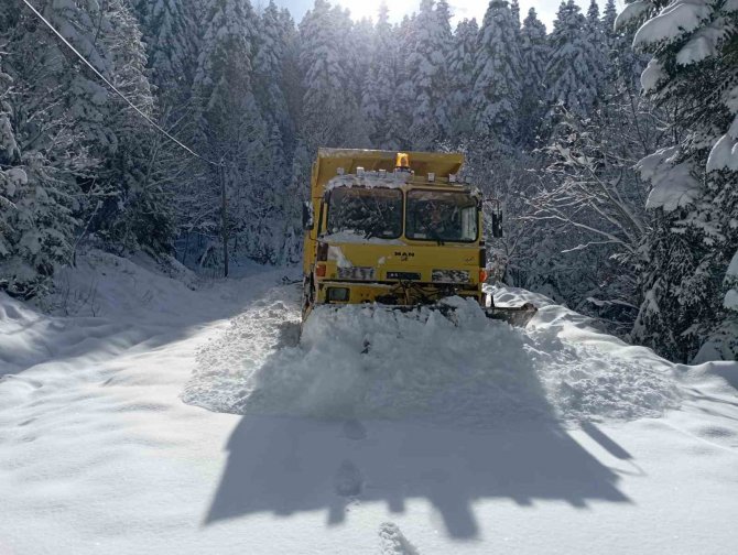 Kastamonu’da 318 Köy Yolunu Ulaşım Sağlanamıyor