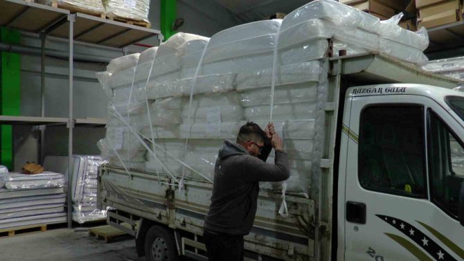 Kayseri’den Deprem Bölgesine Yardım Eli