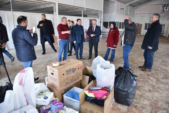 Kepez’den Deprem Bölgesine Yürekleri Isıtan Bağış