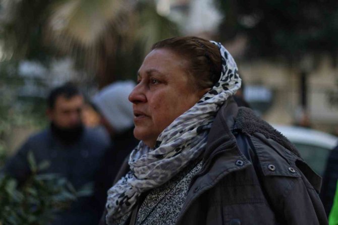 En Acı Bekleyiş: Kızlarının Yanına Gitmişti, Eşi Enkaz Altında Kaldı