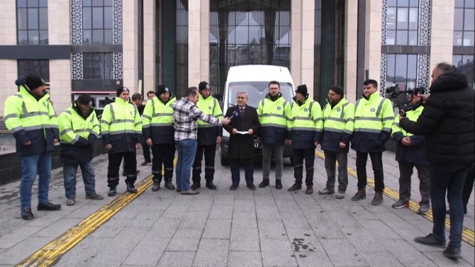 Kütahya’dan Deprem Bölgesine 2 Araç Ve 14 Personel Daha Sevk Edildi