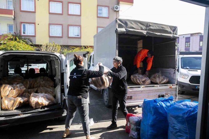 Mer-ek’te Üretilen Tüm Ekmekler Deprem Bölgesine Gönderiliyor