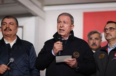 Milli Savunma Bakanı Akar, Tcg İ̇skenderun Gemisinin Yaralı Vatandaşları Mersin’e Sevk Edeceğini Duyurdu