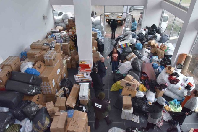Togar: "Kalbimiz Afet Bölgelerinde Atıyor”