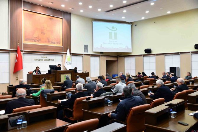 Tepebaşı Meclis Üyeleri Oturum Ücretlerini Depremzedelere Bağışladı