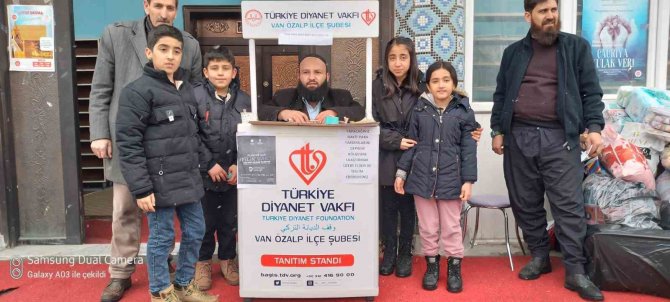 Özalplı Minikler Kumbaralarındaki Parayı Deprem Bölgesine Gönderdi