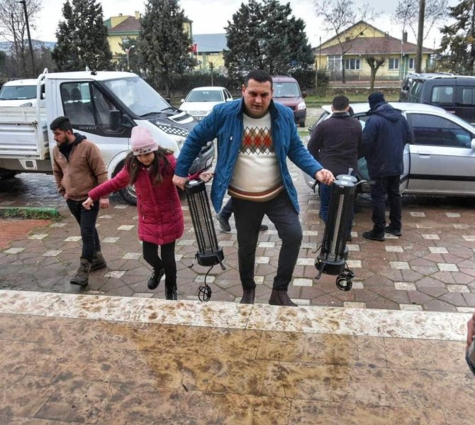 Yenişehir’den 8 Tır Yardım Malzemesi Yola Çıktı