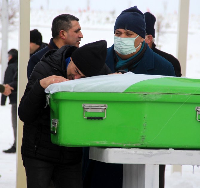 Depremde Hayatını Kaybeden Üniversite Öğrencisine Memleketinde Acı Veda