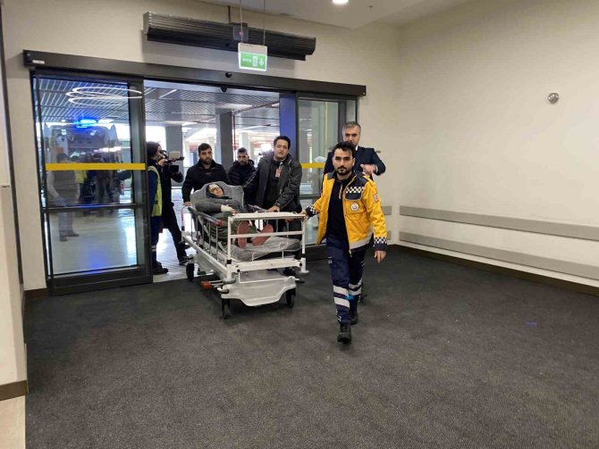 Depremzedelerin Yakınları Konuştu