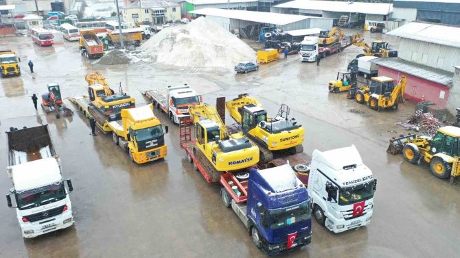 Başiskele’den Hatay’a İş Makineleri Ve Uzman Teknik Ekip Desteği