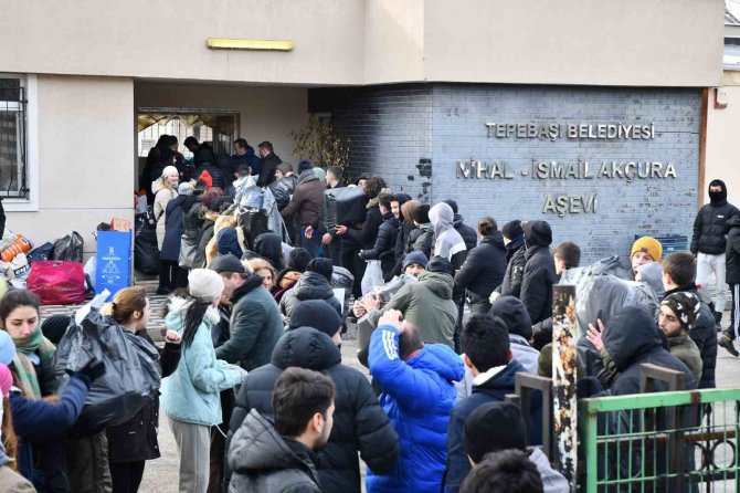 Başkan Ataç Eskişehir Halkına Yardımlarından Dolayı Teşekkür Etti