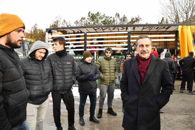 Başkan Ataç Eskişehir Halkına Yardımlarından Dolayı Teşekkür Etti