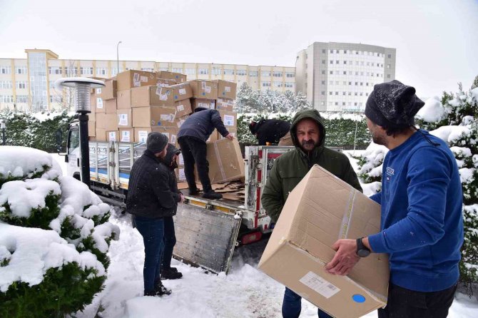 Baün’de Deprem Bölgesi İçin Yardım Seferberliği