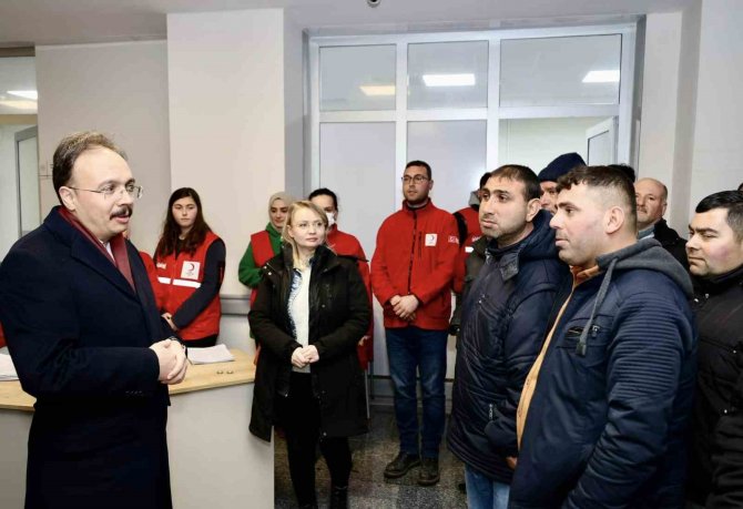 Vali Kızılkaya, Kan Bağışçılarına Teşekkür Etti