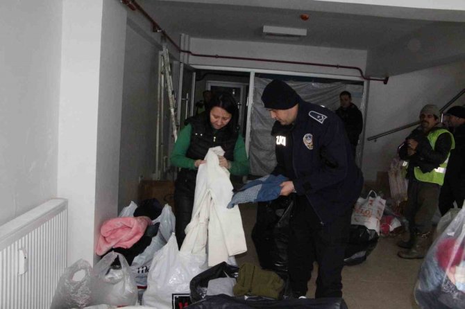 7’den 70’e Herkes Depremzedeler İçin Seferber Oldu
