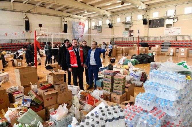 Çiğli’de Depremzedeler İçin ‘Kriz Masası’ Kuruldu