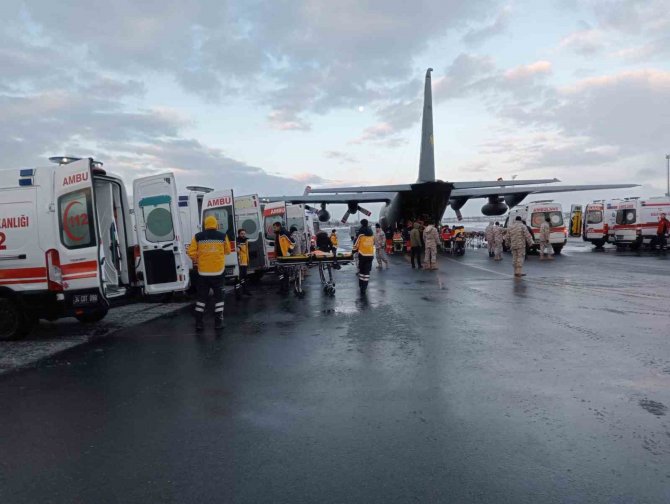 44 Yaralı Daha İ̇stanbul’a Getirildi